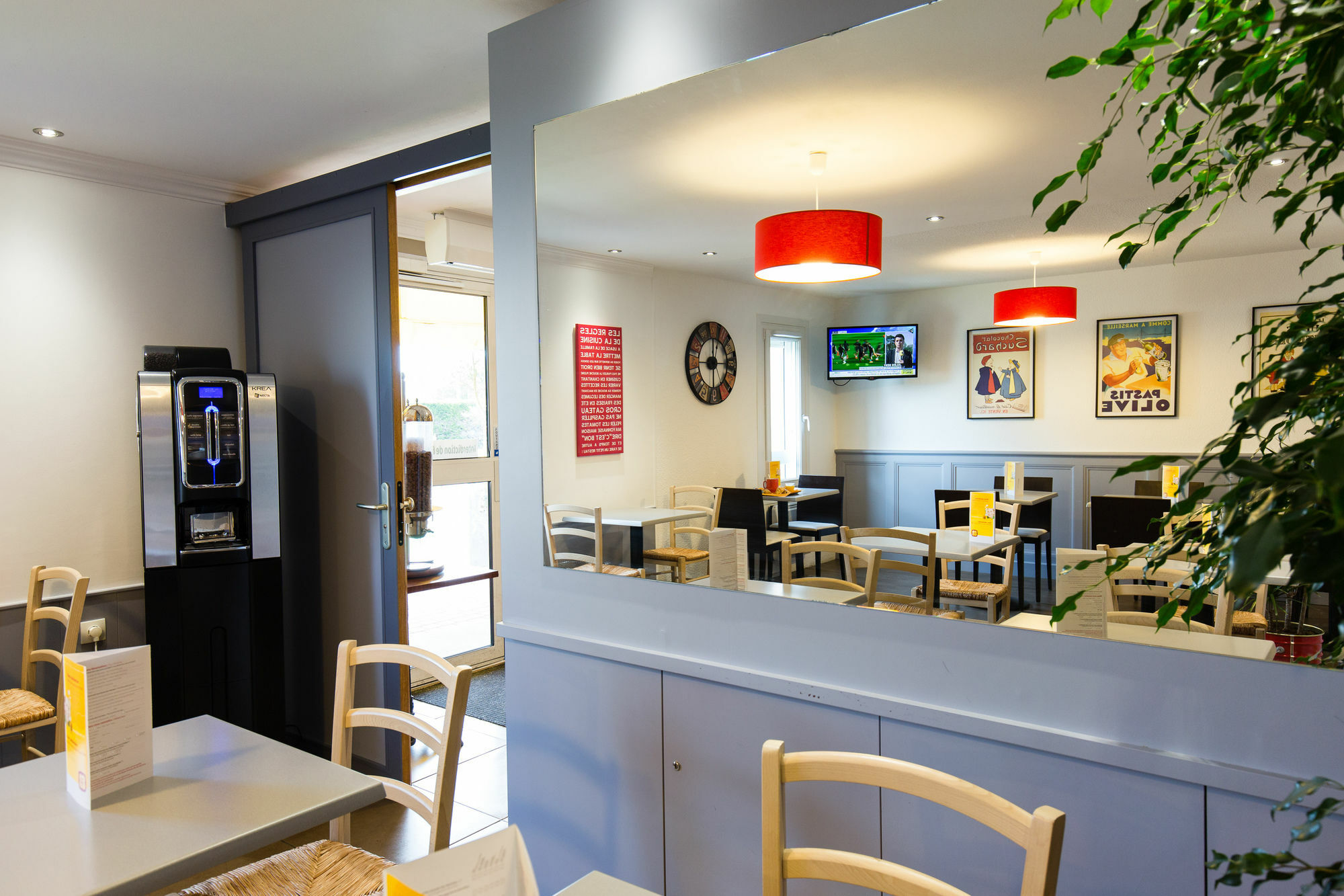 Kyriad Direct Orleans - La Chapelle St Mesmin Exterior foto